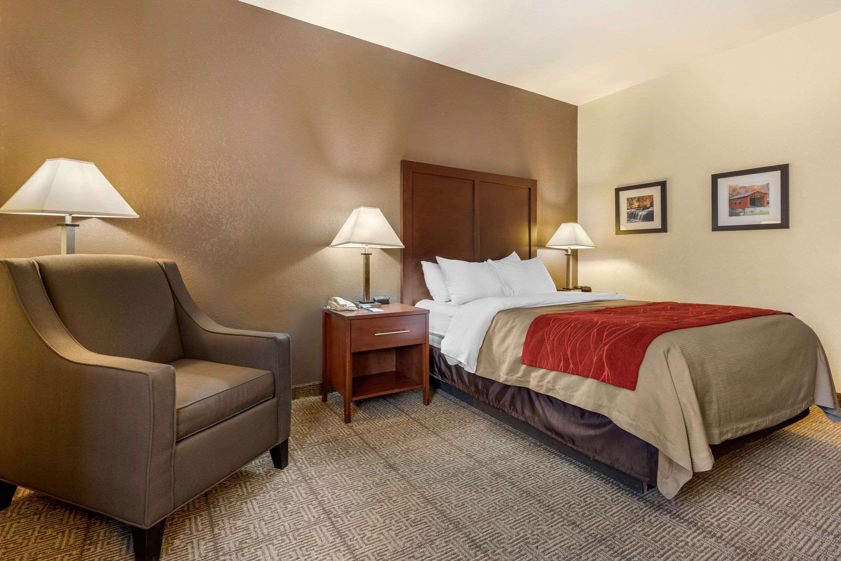 Comfort Inn Warren I-69 Екстер'єр фото