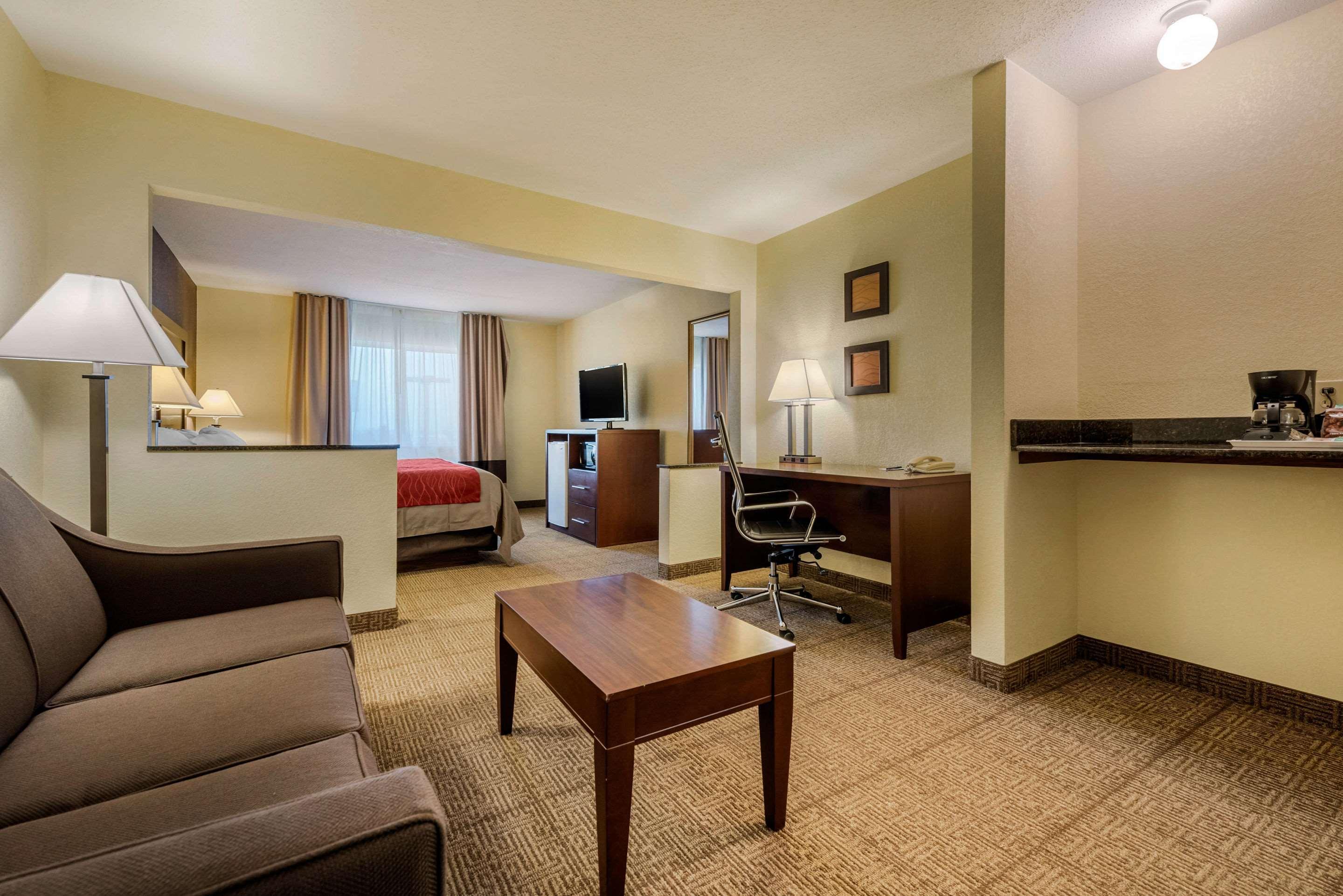 Comfort Inn Warren I-69 Екстер'єр фото