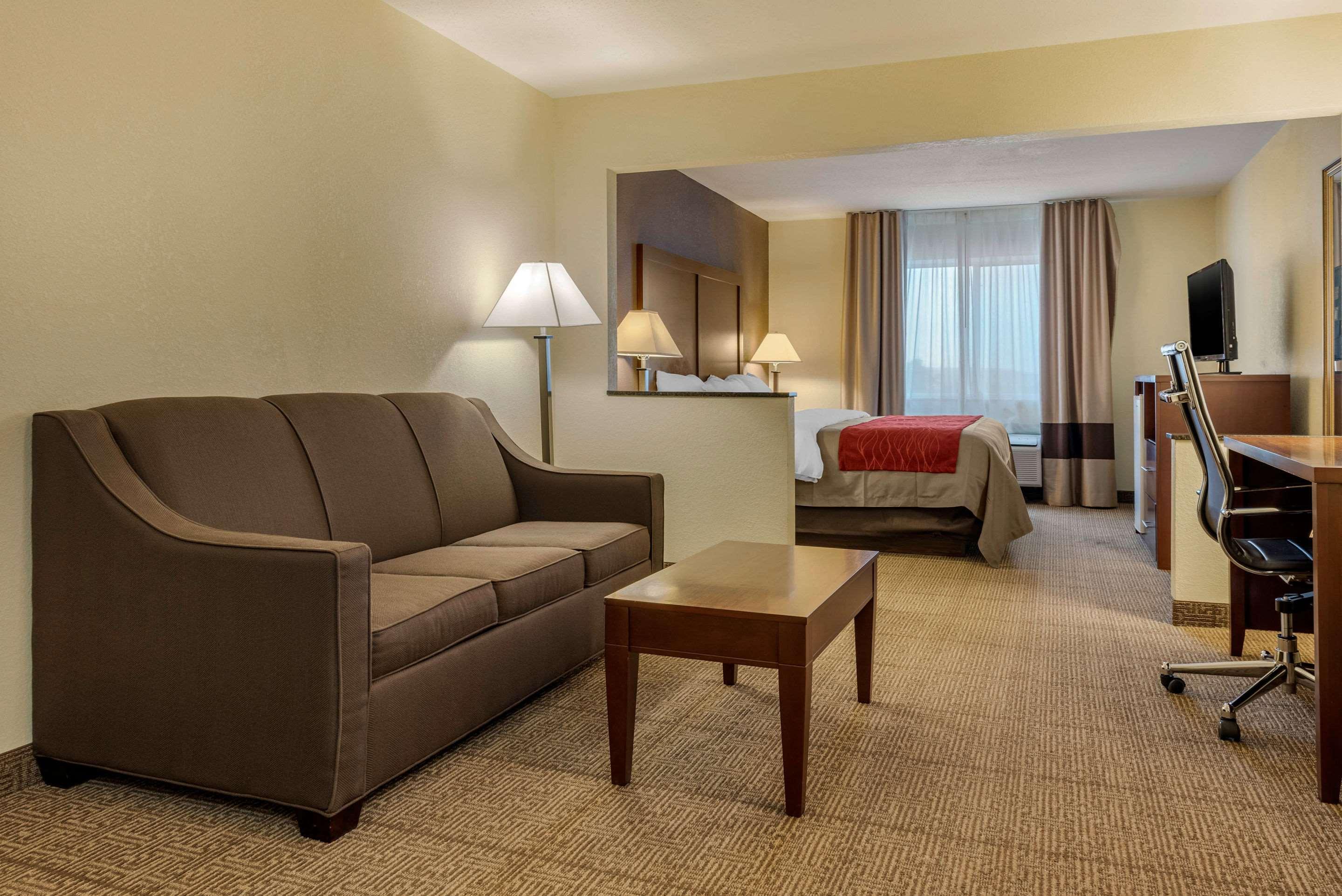 Comfort Inn Warren I-69 Екстер'єр фото