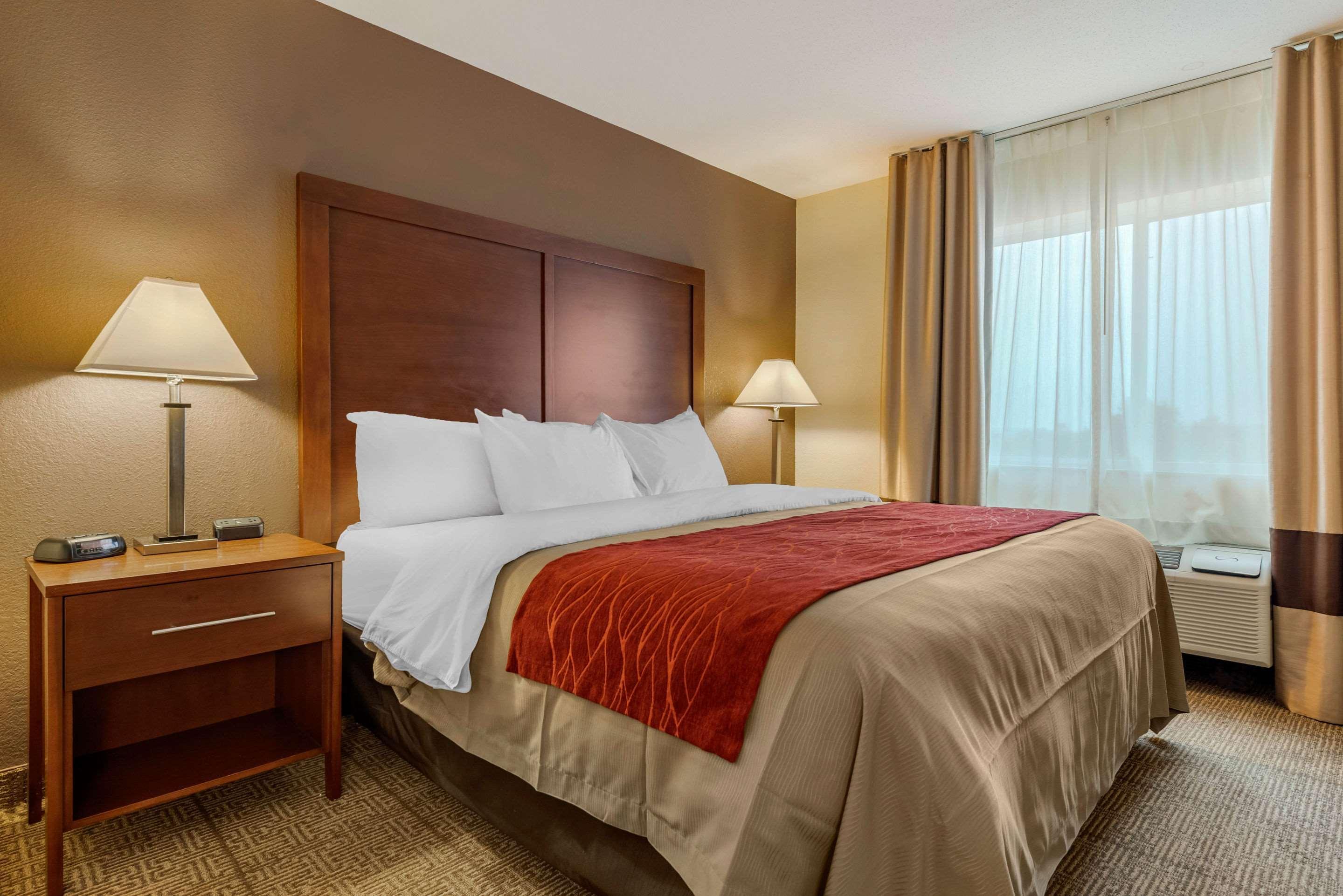 Comfort Inn Warren I-69 Екстер'єр фото