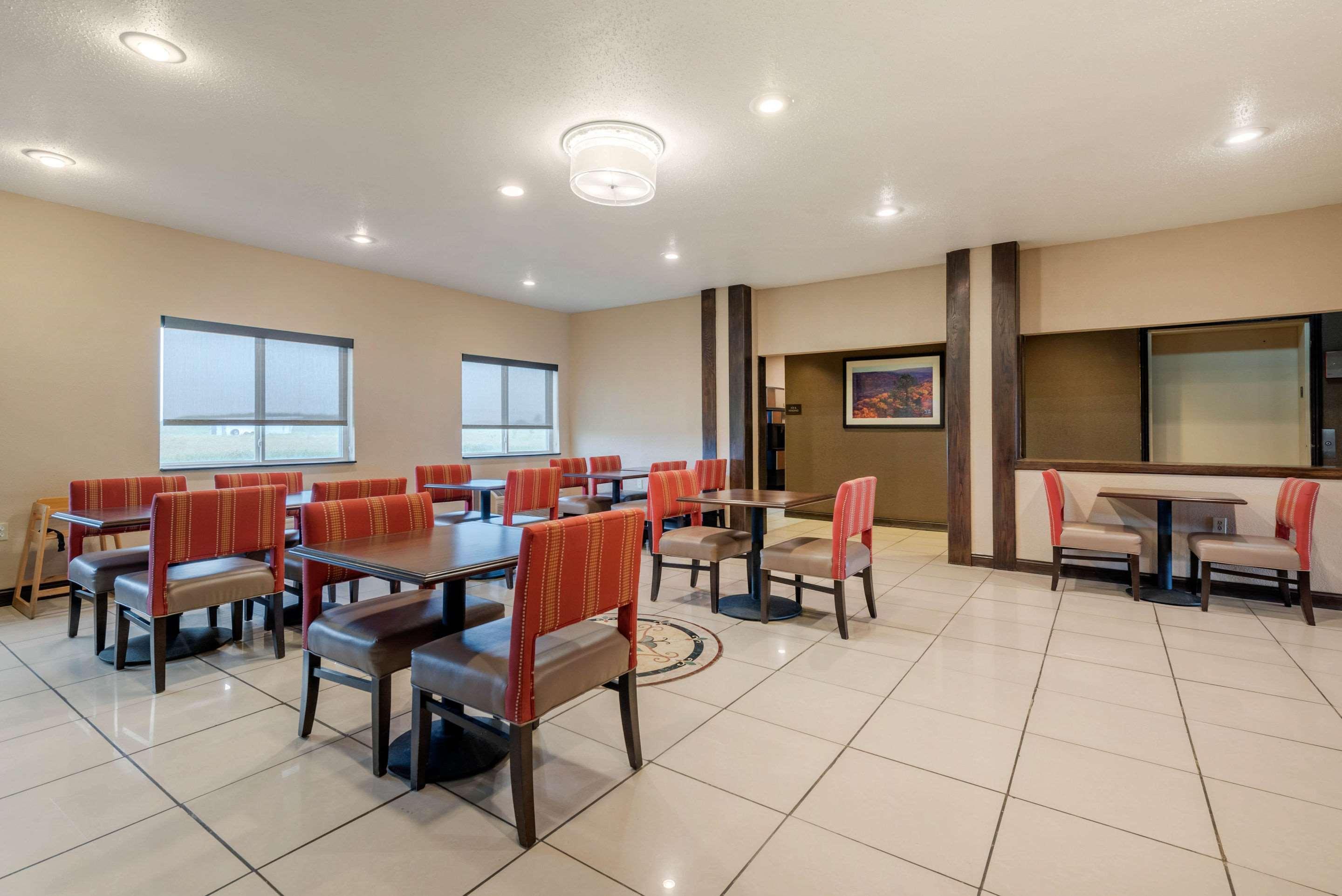 Comfort Inn Warren I-69 Екстер'єр фото